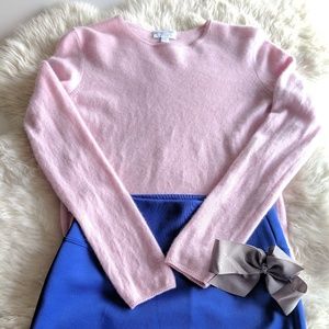 100% 2 ply baby pink Cashmere sweater
